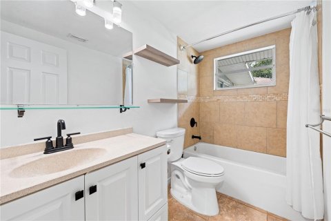 Casa en alquiler en Sarasota, Florida, 3 dormitorios, 117.24 m2 № 1906466 - foto 30