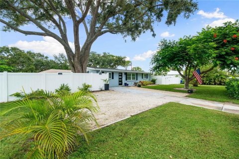 Casa en alquiler en Sarasota, Florida, 3 dormitorios, 117.24 m2 № 1906466 - foto 3