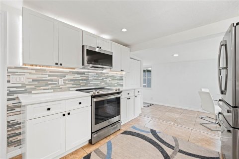 Casa en alquiler en Sarasota, Florida, 3 dormitorios, 117.24 m2 № 1906466 - foto 14