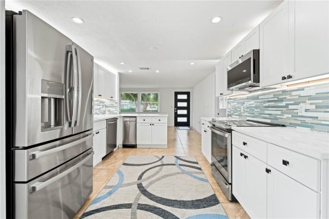 Casa en alquiler en Sarasota, Florida, 3 dormitorios, 117.24 m2 № 1906466 - foto 13