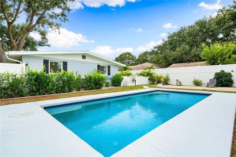 Casa en alquiler en Sarasota, Florida, 3 dormitorios, 117.24 m2 № 1906466 - foto 2