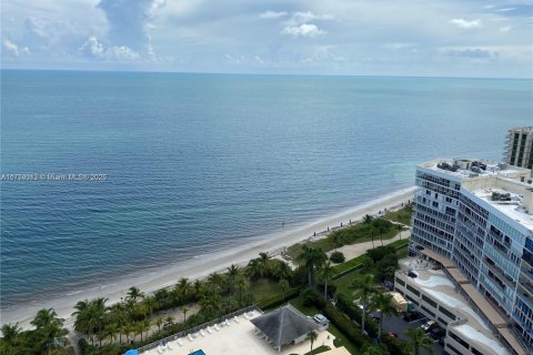 Condominio en alquiler en Key Biscayne, Florida, 3 dormitorios, 174.19 m2 № 1991087 - foto 19
