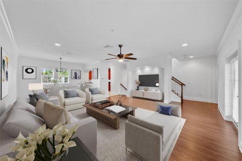 Townhouse in Tampa, Florida 4 bedrooms, 232.26 sq.m. № 1916719 - photo 3