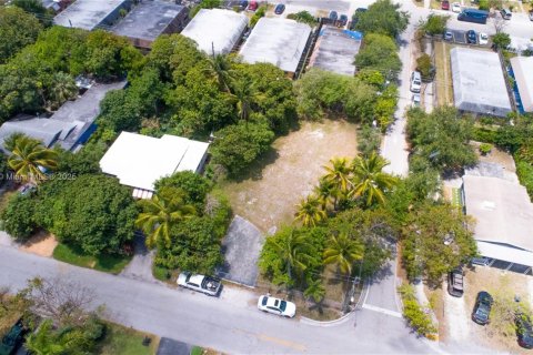 Terreno en venta en Fort Lauderdale, Florida № 1871586 - foto 5
