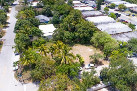 Terreno en venta en Fort Lauderdale, Florida № 1871586 - foto 3