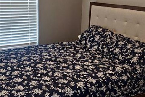 House in Orange City, Florida 3 bedrooms, 107.67 sq.m. № 1824758 - photo 3