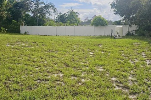 House in Orange City, Florida 3 bedrooms, 107.67 sq.m. № 1824758 - photo 4