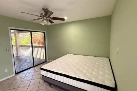 House in Saint Pete Beach, Florida 3 bedrooms, 256.22 sq.m. № 1917006 - photo 29