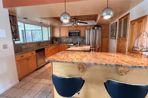 House in Saint Pete Beach, Florida 3 bedrooms, 256.22 sq.m. № 1917006 - photo 11