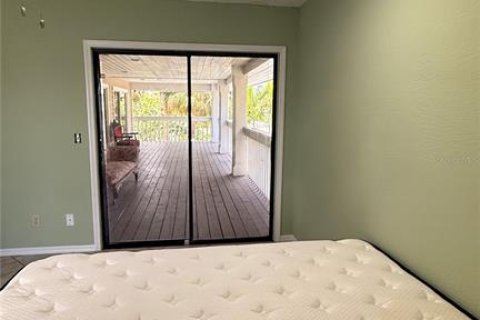 House in Saint Pete Beach, Florida 3 bedrooms, 256.22 sq.m. № 1917006 - photo 30