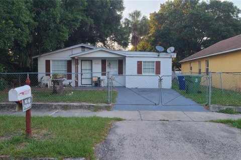 Villa ou maison à Tampa, Floride 3 chambres, 149.39 m2 № 2096656