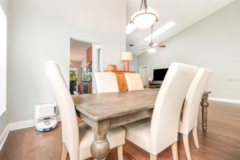 Casa en venta en Orlando, Florida, 3 dormitorios, 163.6 m2 № 1911887 - foto 9