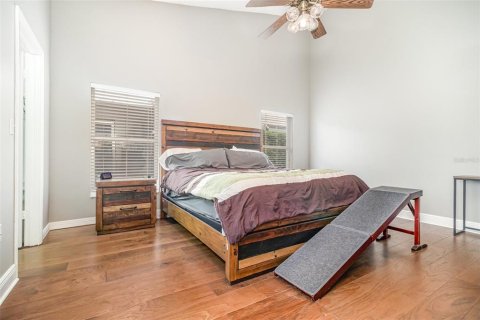 Casa en venta en Orlando, Florida, 3 dormitorios, 163.6 m2 № 1911887 - foto 16