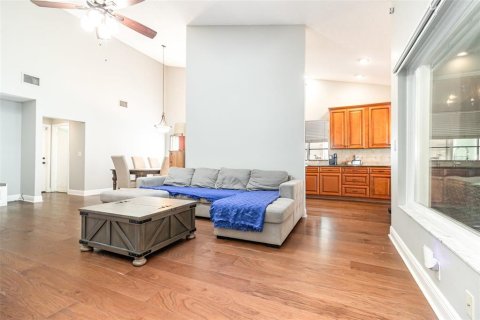 Casa en venta en Orlando, Florida, 3 dormitorios, 163.6 m2 № 1911887 - foto 7