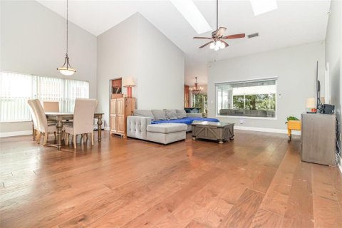 Casa en venta en Orlando, Florida, 3 dormitorios, 163.6 m2 № 1911887 - foto 6