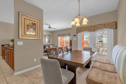 Townhouse in Kissimmee, Florida 4 bedrooms, 176.14 sq.m. № 1638033 - photo 8
