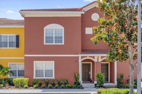 Townhouse in Kissimmee, Florida 4 bedrooms, 176.14 sq.m. № 1638033 - photo 1