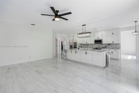 Villa ou maison à louer à Boynton Beach, Floride: 5 chambres, 284 m2 № 1711593 - photo 18