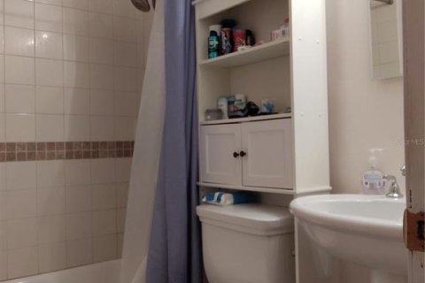 Condo in Kenneth City, Florida, 2 bedrooms  № 1547478 - photo 12