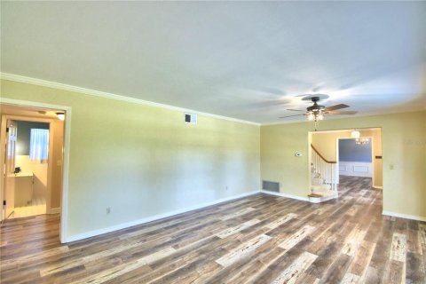House in Bartow, Florida 5 bedrooms, 309.64 sq.m. № 1198969 - photo 12