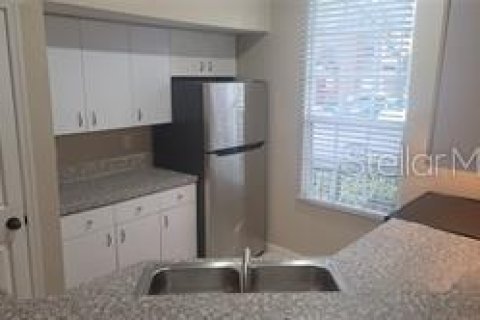 Condominio en alquiler en Orlando, Florida, 1 dormitorio, 73.76 m2 № 1678382 - foto 3