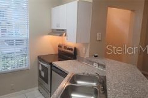 Condominio en alquiler en Orlando, Florida, 1 dormitorio, 73.76 m2 № 1678382 - foto 2
