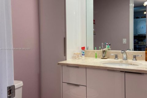 Condominio en venta en Aventura, Florida, 1 dormitorio, 99.03 m2 № 1959996 - foto 9