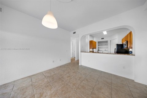 Condominio en venta en Pompano Beach, Florida, 3 dormitorios, 158.58 m2 № 1507363 - foto 15