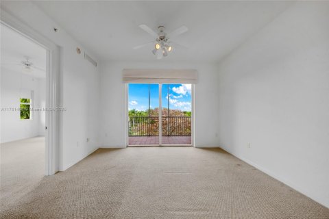 Condominio en venta en Pompano Beach, Florida, 3 dormitorios, 158.58 m2 № 1507363 - foto 28