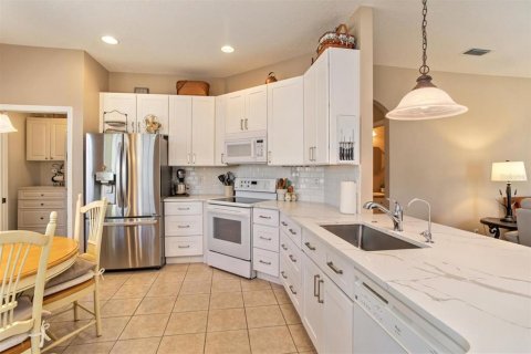 Villa ou maison à vendre à Leesburg, Floride: 3 chambres, 136.47 m2 № 2148365 - photo 4