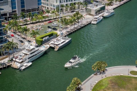 Condo in Miami, Florida, 1 bedroom  № 2168272