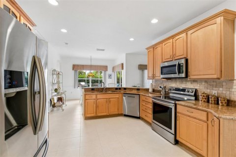 House in Kissimmee, Florida 2 bedrooms, 189.33 sq.m. № 2101421 - photo 27