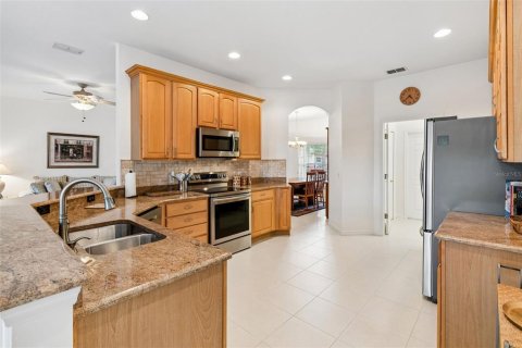 House in Kissimmee, Florida 2 bedrooms, 189.33 sq.m. № 2101421 - photo 25