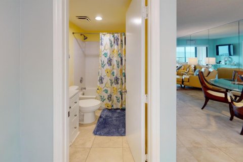 Copropriété à vendre à Jensen Beach, Floride: 2 chambres, 111.2 m2 № 2401425 - photo 8