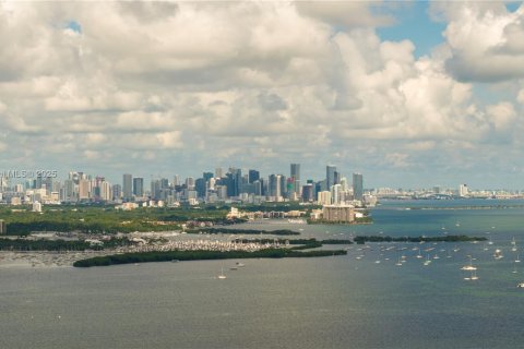 Купить кондоминиум в Корал-Гейблс, Флорида 2 спальни, 78.32м2, № 1946574 - фото 27