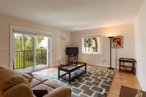 Купить кондоминиум в Корал-Гейблс, Флорида 2 спальни, 78.32м2, № 1946574 - фото 5