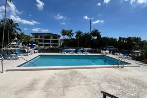 Купить кондоминиум в Корал-Гейблс, Флорида 2 спальни, 78.32м2, № 1946574 - фото 20