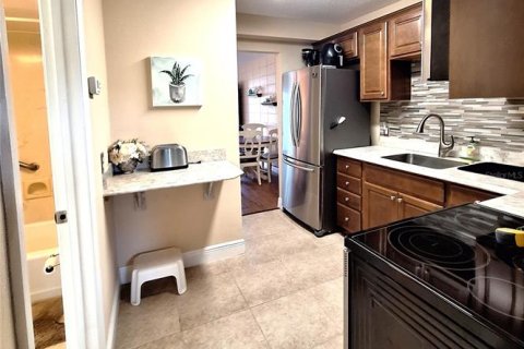 Condo in New Smyrna Beach, Florida, 1 bedroom  № 1519861 - photo 8