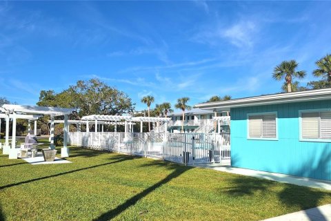 Condo in New Smyrna Beach, Florida, 1 bedroom  № 1519861 - photo 19