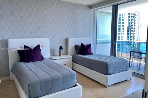 Condominio en alquiler en Miami, Florida, 2 dormitorios, 116.59 m2 № 2007938 - foto 10