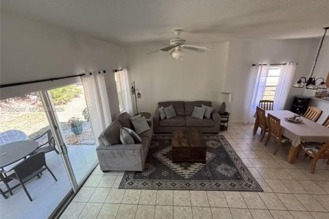 Townhouse in Kissimmee, Florida 3 bedrooms № 2189570 - photo 25