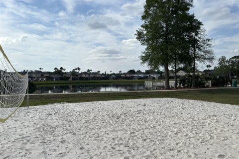 Townhouse in Kissimmee, Florida 3 bedrooms № 2189570 - photo 15