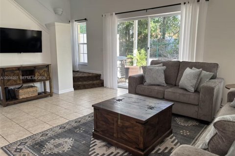 Townhouse in Kissimmee, Florida 3 bedrooms № 2189570 - photo 24