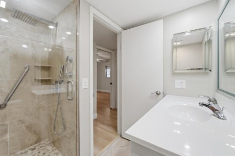 Купить кондоминиум в Делрей-Бич, Флорида 4 комнаты, 84.26м2, № 2177467 - фото 20