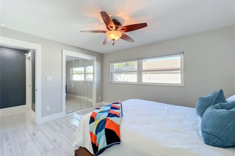 House in Winter Park, Florida 3 bedrooms, 153.01 sq.m. № 2423624 - photo 19
