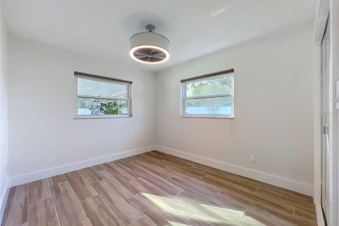 House in Winter Park, Florida 3 bedrooms, 153.01 sq.m. № 2423624 - photo 23