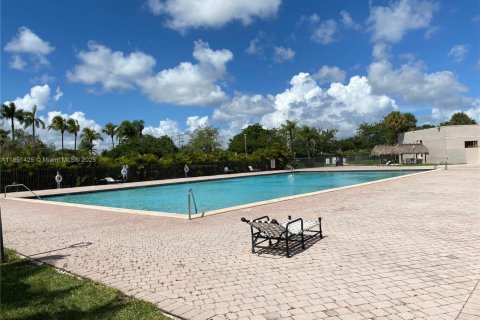 Copropriété à louer à Miami, Floride: 1 chambre, 65.5 m2 № 1857499 - photo 9