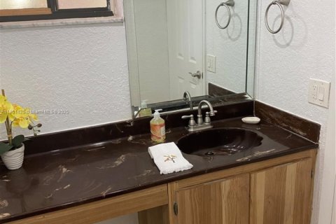 Copropriété à louer à Miami, Floride: 1 chambre, 65.5 m2 № 1857499 - photo 19