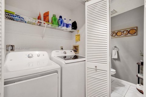 Villa ou maison à vendre à Plantation, Floride: 3 chambres, 129.13 m2 № 1990247 - photo 21