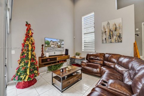 Villa ou maison à vendre à Plantation, Floride: 3 chambres, 129.13 m2 № 1990247 - photo 5